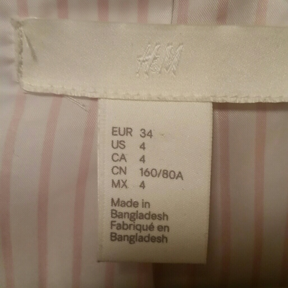 Blazer - Picture 3 of 3